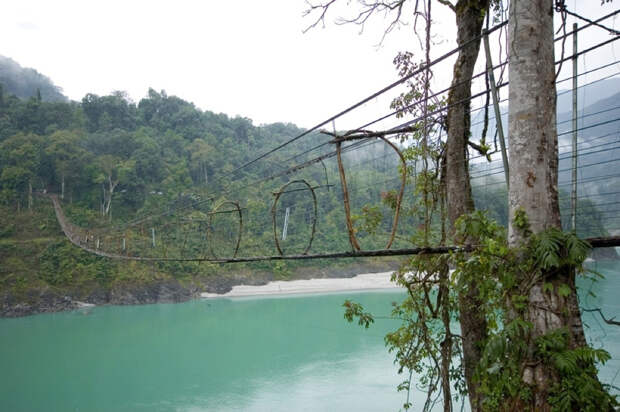 Подвесные мосты не для слабонервных Insane Hanging Bridges 18 Подвесные мосты не для слабонервных