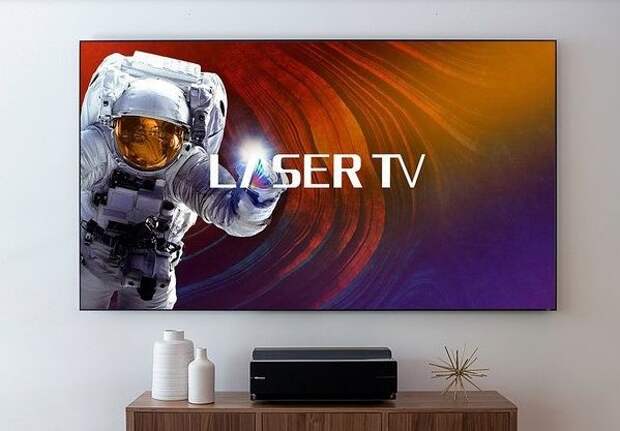 Телевизор Hisense 100 4K Ultra HD Smart Laser TV стоит как автомобиль
