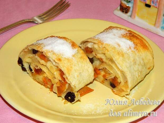 Штрудель с яблоками Штрудель с яблоками