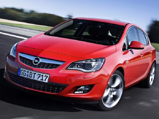 Opel Astra – наиболее популярная модель немецкого автопроизводителя. | Фото: caradisiac.com.