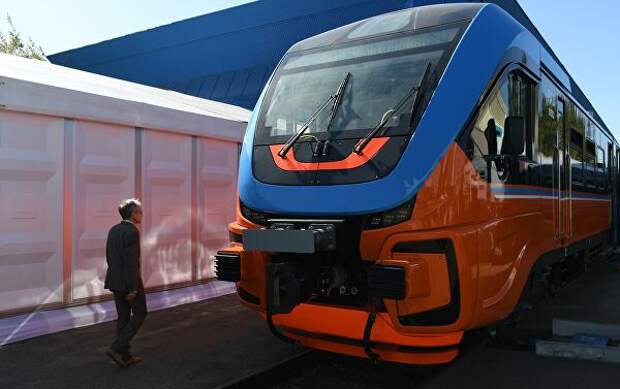 Рельсовый автобус РА-3 на международном железнодорожном салоне PRO//Движение.Экспо Рельсовый автобус РА-3 на международном железнодорожном салоне PRO//Движение.Экспо