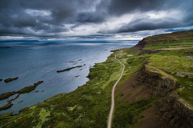 Живописная Исландия с высоты птичьего полёта