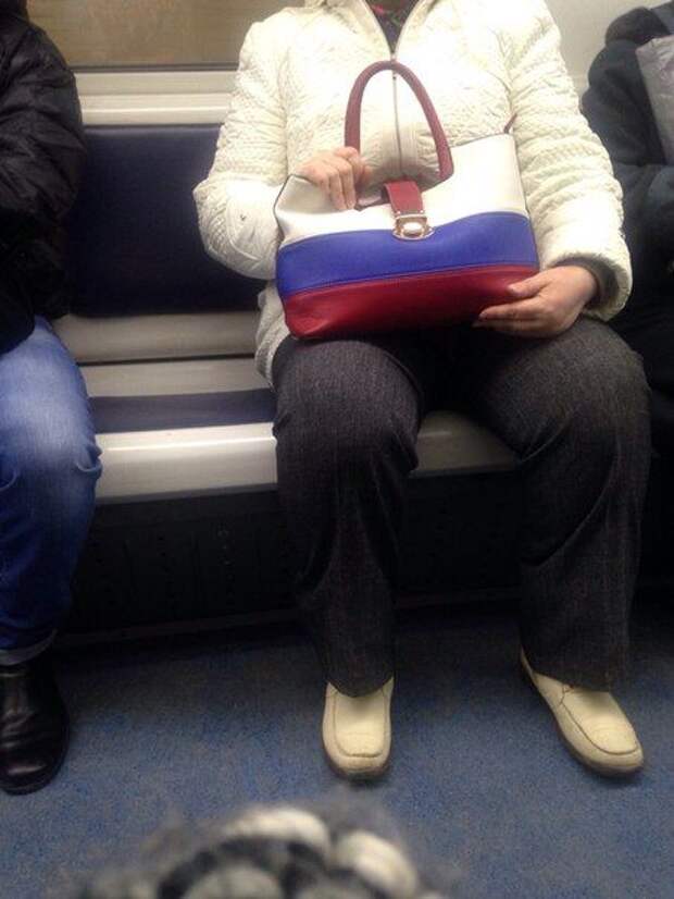 мода петербургского метро, мода метро, модники в транспорте, странные пассажиры метро 