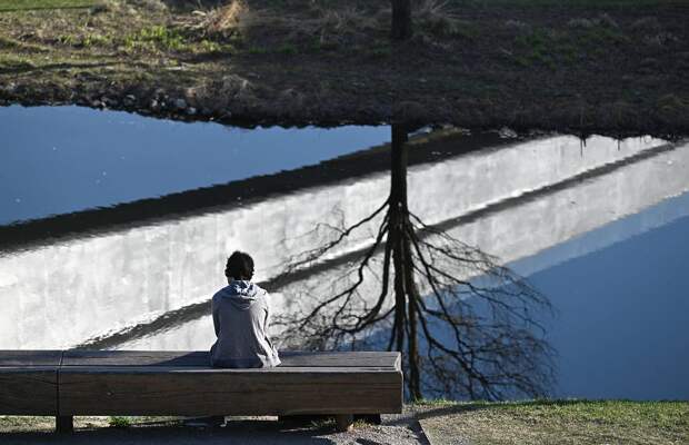 Аномальное тепло в российских регионах объяснили