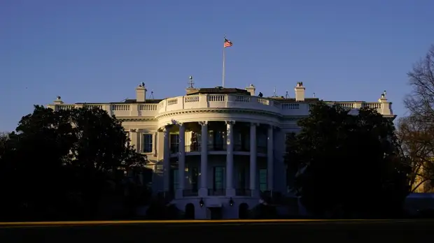 В Белом доме заявили о «прямолинейном» курсе в отношениях с Россией