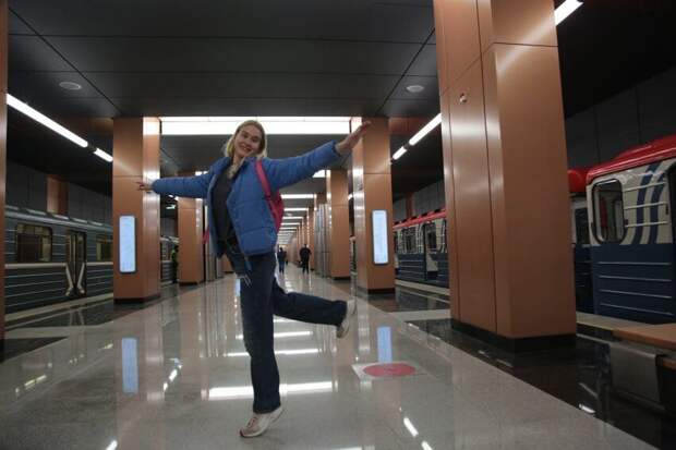 Жители поделились впечатлениями о новых станциях метро