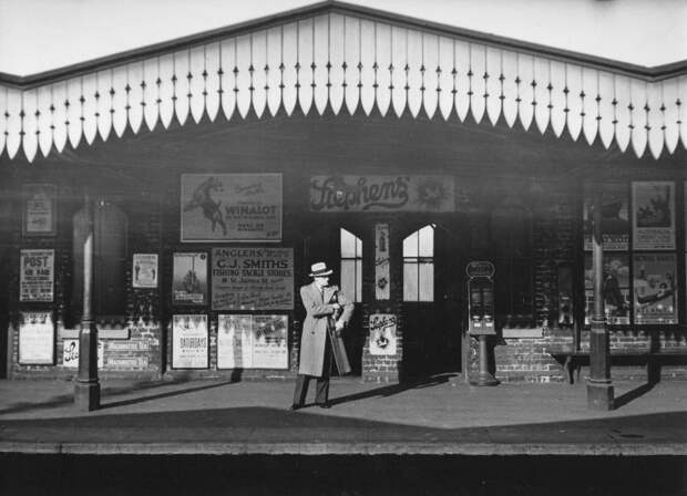 Kentish-Town-station-London-1936.-768x556.jpg