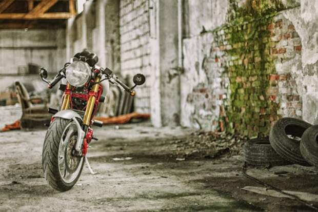 Кафе рейсер Ducati S2R 800