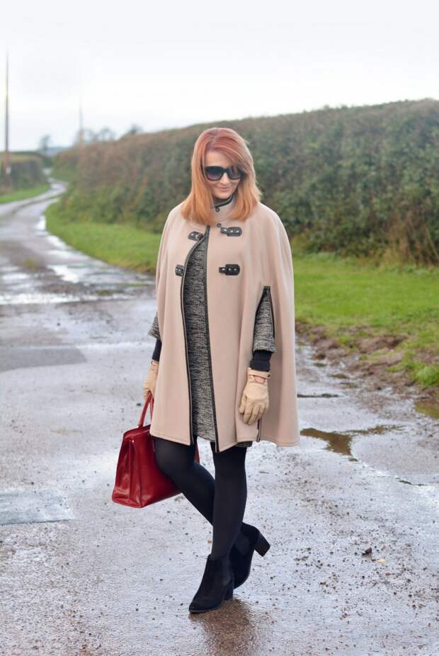 Winter Style | Camel cape, sweater dress, red tote, black tights