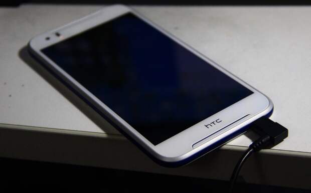 Прототипа HTC Desire 830