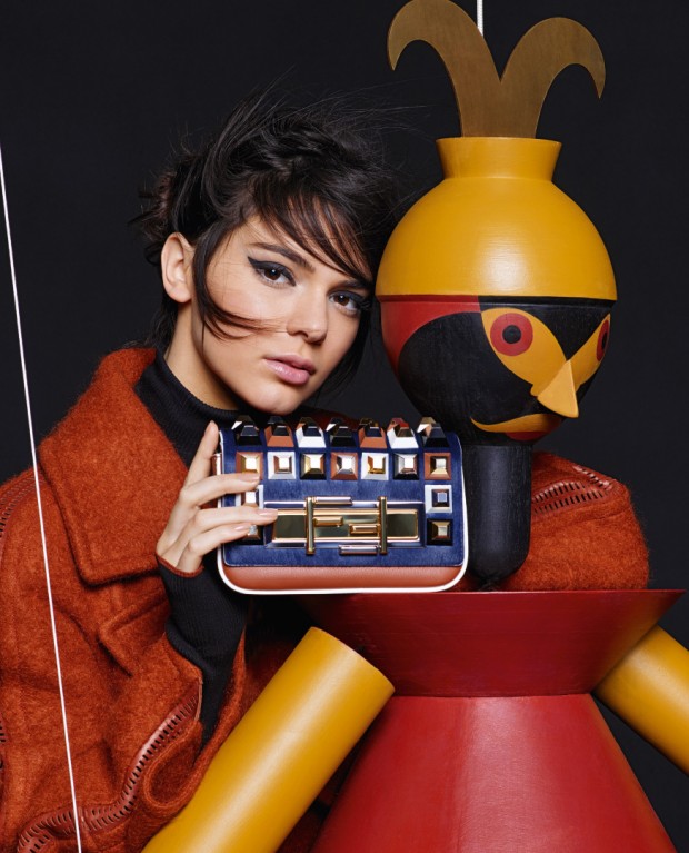 Fendi-F-W-15-16-lily-donaldson-kendall-jenner-by-karl-lagerfeld-11ccr