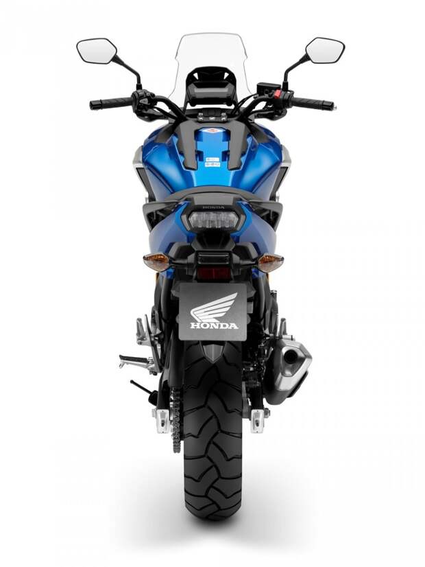 Мотоцикл-паркетник Honda NC750X 2016
