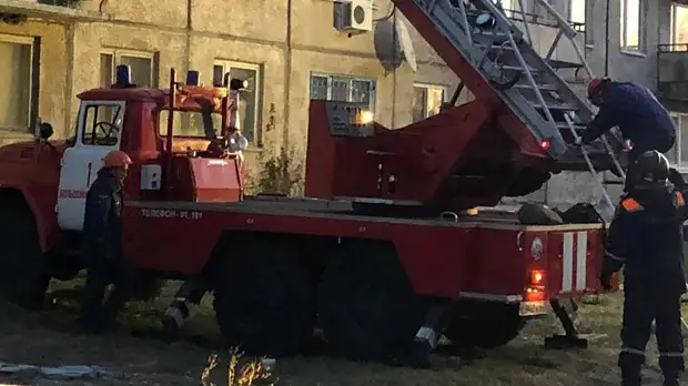 В Приморье спасатели извлекли тело погибшей при обрушении в доме