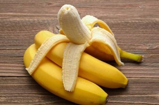 8. Бананы ЕлизаветаII, королевское меню, ограничения в диете