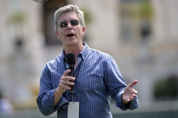 Watch: Tom Bergeron to return to 'DWTS' as guest judge