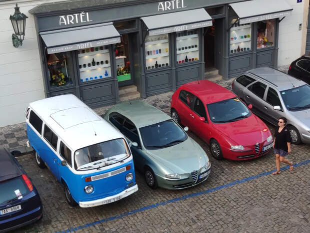 Назад в гараж: почему в России бум на восстановление старых машин