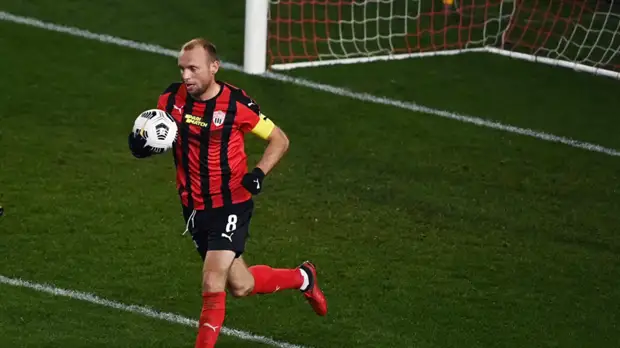 «Химки» намерены продлить контракт с Глушаковым