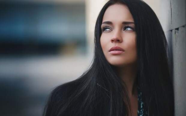 Девушки-красотки. Задумчивые и загадочные.