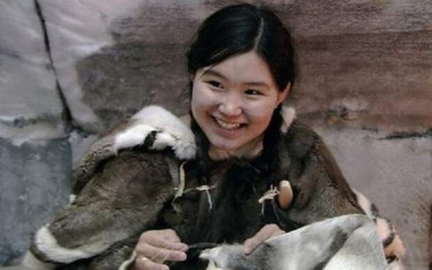 Меховые стринги эскимосских женщин