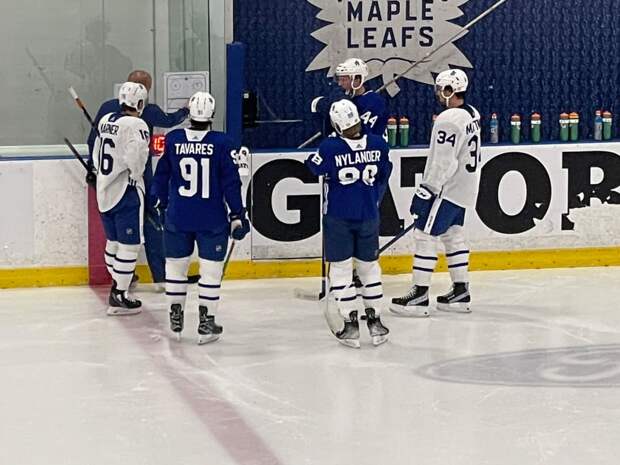 Maple Leafs’ Matthews Skates with Projected First Line at Practice