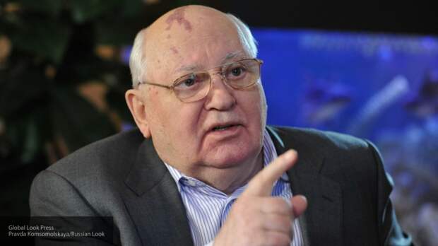 Горбачев признал свои ошибки в управлении страной