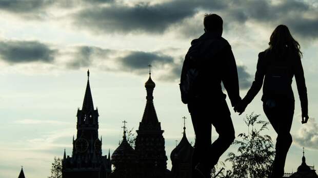 Эксперт по этикету призвала не делать «капитальных вложений» в подарки на День святого Валентина