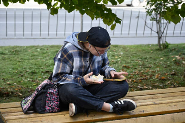 Дофамин и серотонин: психиатр-нарколог рассказала, как интернет влияет мозг