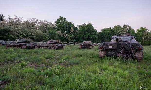 terraoko-abandoned-tank-20150916 (3)