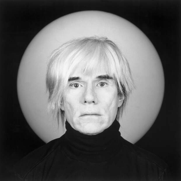 http://www.openmag.it/wp-content/uploads/2014/04/11.-Andy-Warhol-1986.jpg