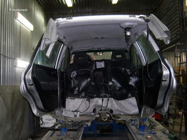 Восстановление Mitsubishi Space Star Восстановление Mitsubishi Space Star авария, авто, ремонт авто