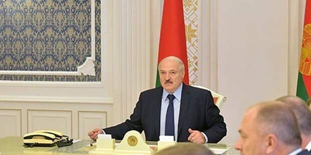 Лукашенко общается с Меркель через Путина