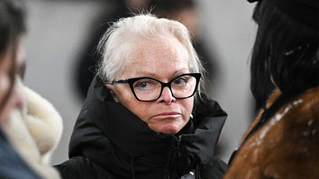 Долина приехала на прощание с Александром Олейниковым