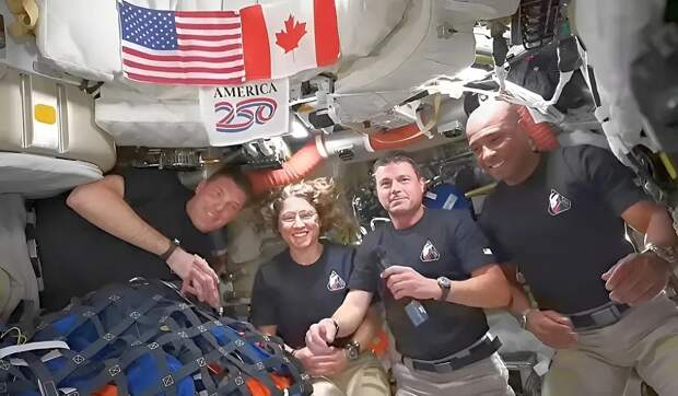 В ходе лунной миссии Artemis II впервые состоялся сеанс связи экипажа с МКС