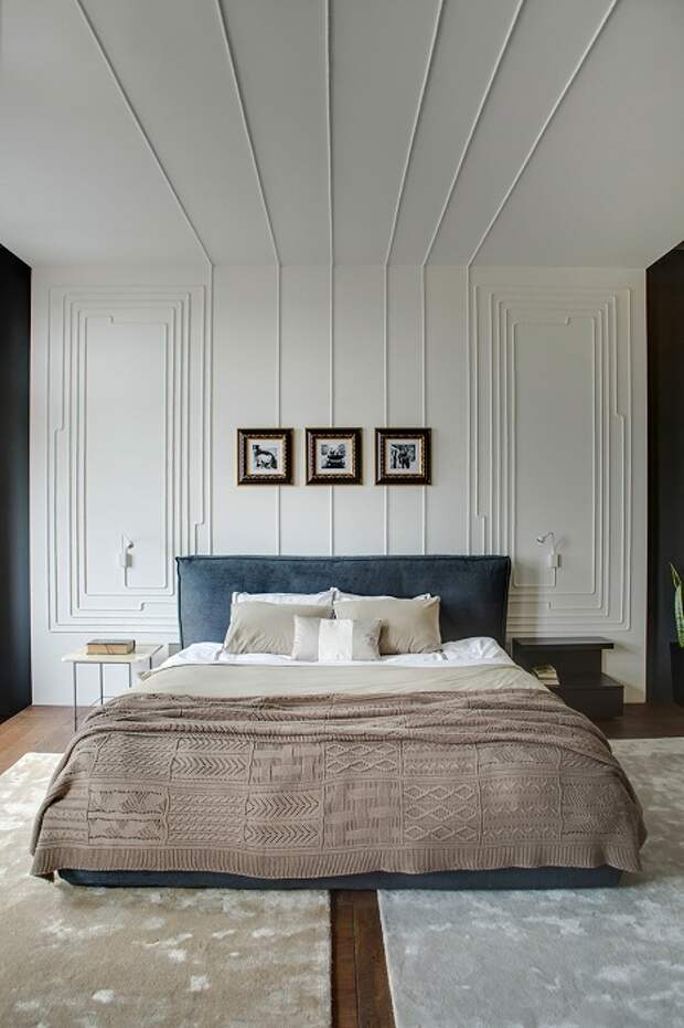 Интересное оформление стены в спальной, что подарит дополнительный уют и комфорт.