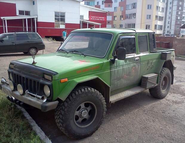 И никаких проблем с парковкой. нива, приколы, тюнинг