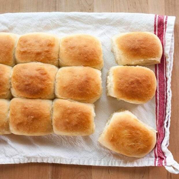 булки на столе
