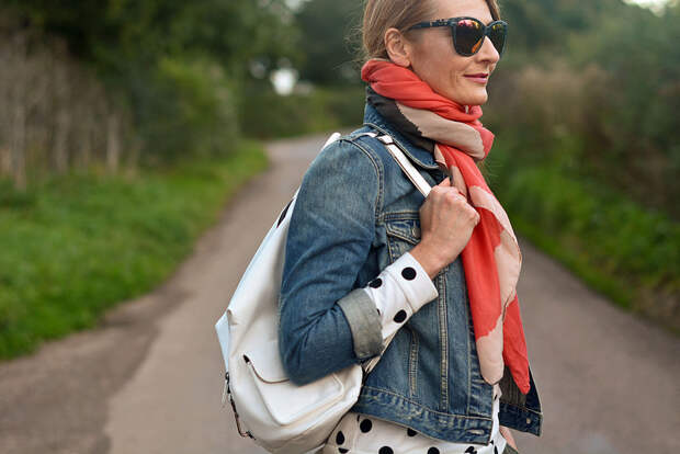 Casual weekend wear | Denim jacket with scarf, polka dots