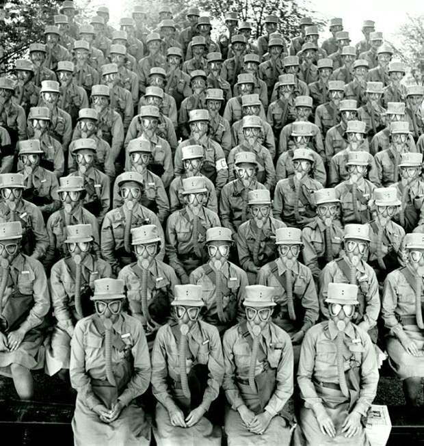 4. Американские женщины-военнослужащие в противогазах. Форт Де Мойн, Айова, июнь 1942. вторая мировая война, история, фотография