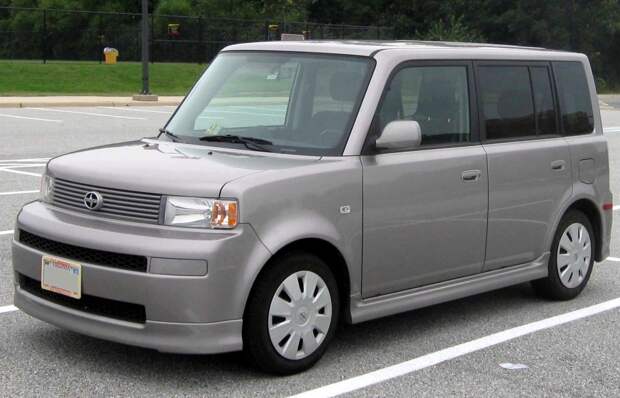 Краткая история автомобильного плагиата Scion xB.jpg