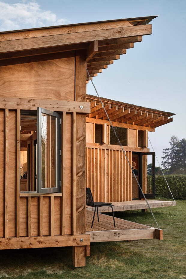 Одноэтажный деревянный дачный домик в Нидерландах