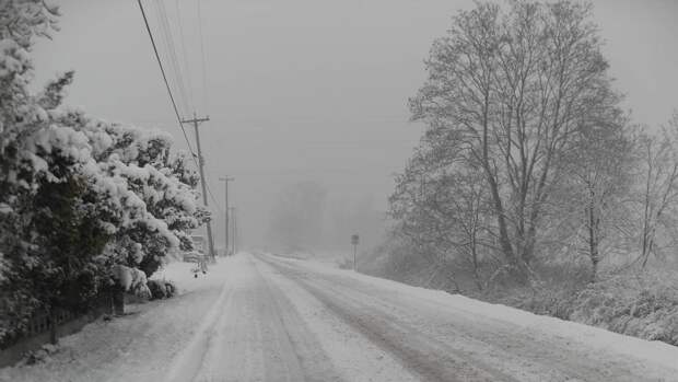Сотрудники ГИБДД спасли зпмерзающую семью в Селенгинском районe Бурятии