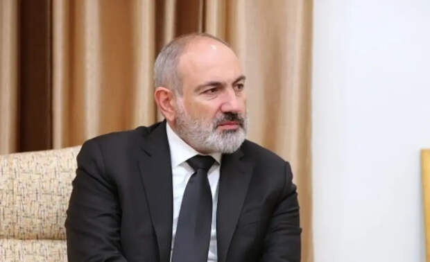 Премьер-министр Армении пригрозил изменить конституцию страны ради заключения мирного договора с Азербайджаном