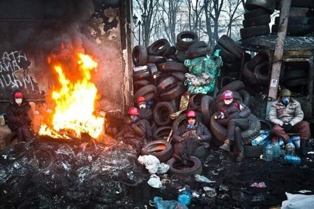 Объясните мне, украинцы...