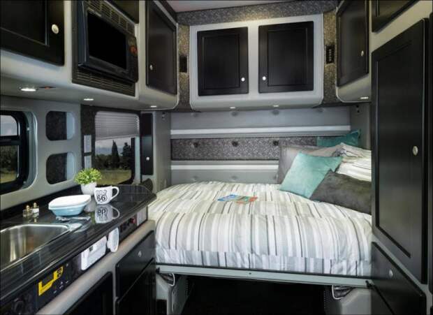these-trucks-are-the-real-heaven-for-truck-drivers-artnaz-com-2