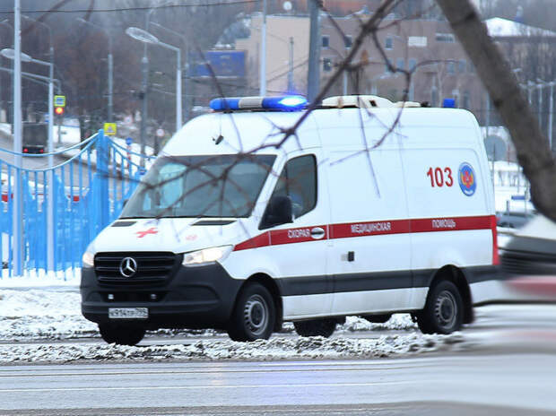 Педагогу по информатике стало плохо на глазах учеников