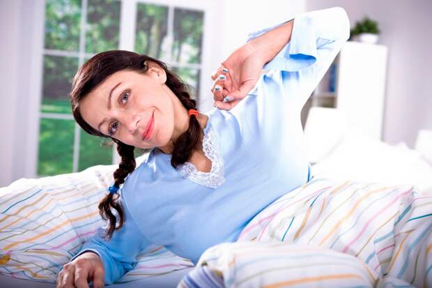 Диетолог Дианова: ужин без соли и с овощами поможет избежать отеков с утра