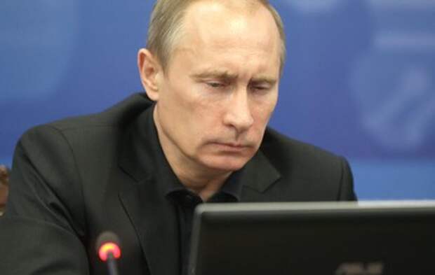 Путин поручил ужесточить наказание за пропаганду наркотиков в Интернете