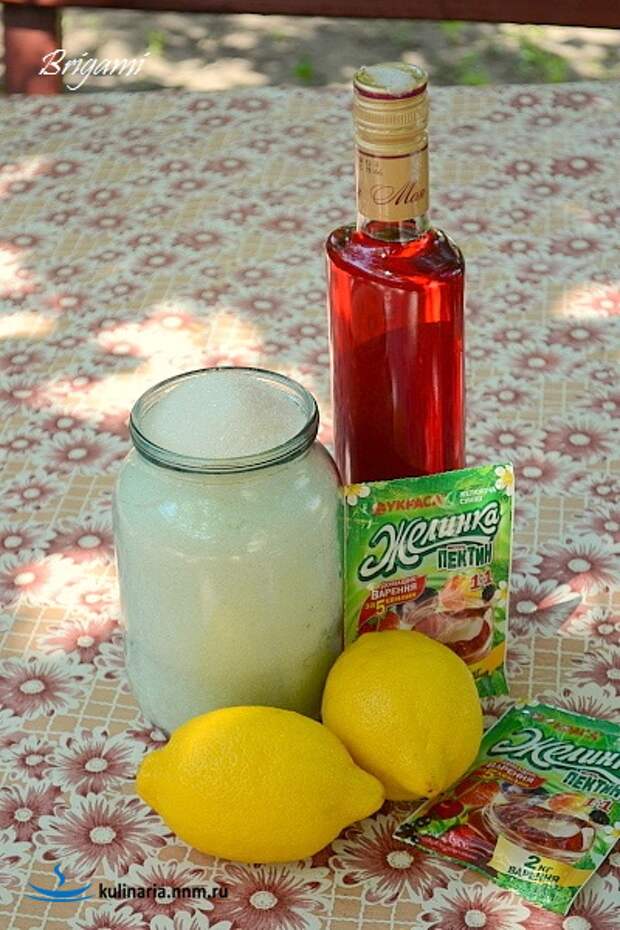 Клубничный конфитюр и печеньки бонусом