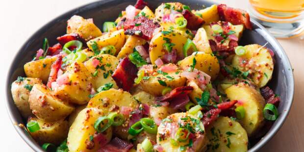 Как приготовить молодую картошку в духовке и на плите: 10 аппетитных блюд