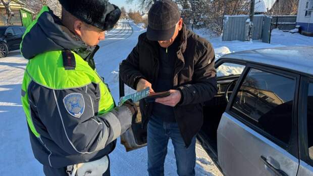 За сутки Госавтоинспекция зафиксировала 1184 нарушения на свердловских дорогах